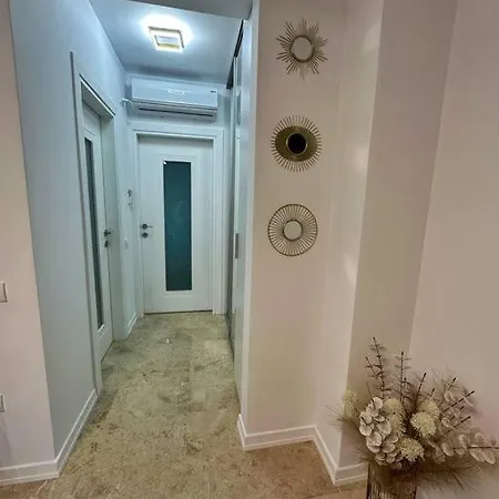 Apartment Mavi Apartament Eforie Nord